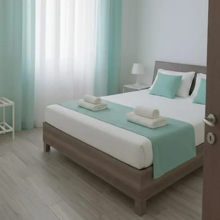 La Smeralda - Boutique Rooms And Breakfast-3